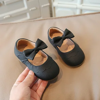 Нова детска кожа обувки, пролетно обувки за танци на равна подметка с пеперуди за малки момичета, обувки за деца с мека подметка G941