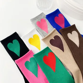 Универсален чорап за влюбени двойки със сърца, дишащи памучни чорапи Macaron, абсорбиращи потта, чорапи под формата на тръби, женски, мъжки
